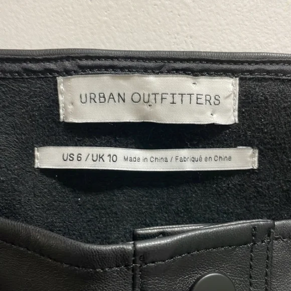 Urban Outfitters Size 6 Button Faux Leather Dress - Picture 3 of 4